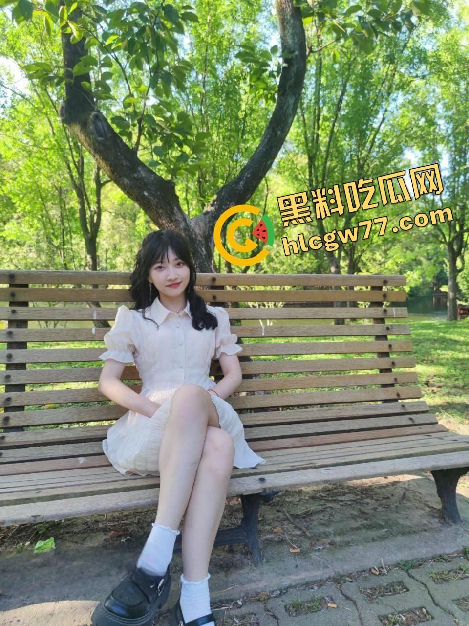 陕西西安交通大学『陈珂』被前男友爆料形象全靠演，做爱自拍舔屌求操，小逼黑得像煤球！  第9张