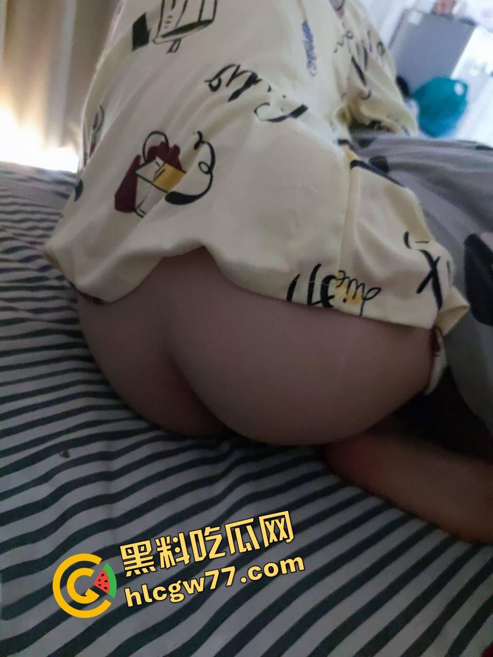 陕西西安交通大学『陈珂』被前男友爆料形象全靠演，做爱自拍舔屌求操，小逼黑得像煤球！  第10张