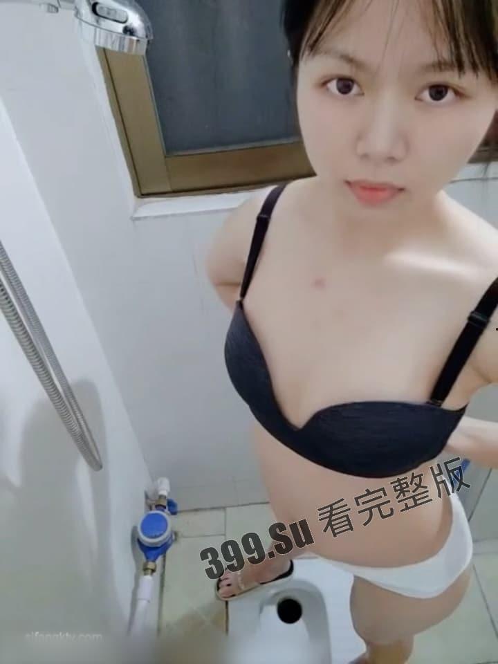 云南某甲医院  反差护士淫荡私拍流出 上班期间揉胸抠逼 和炮友啪啪 贵在真实 第5张