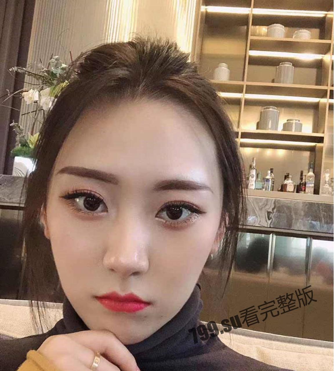 【网曝门事件】超靓东航空姐 韩 X 和男友性爱私拍流出  第5张