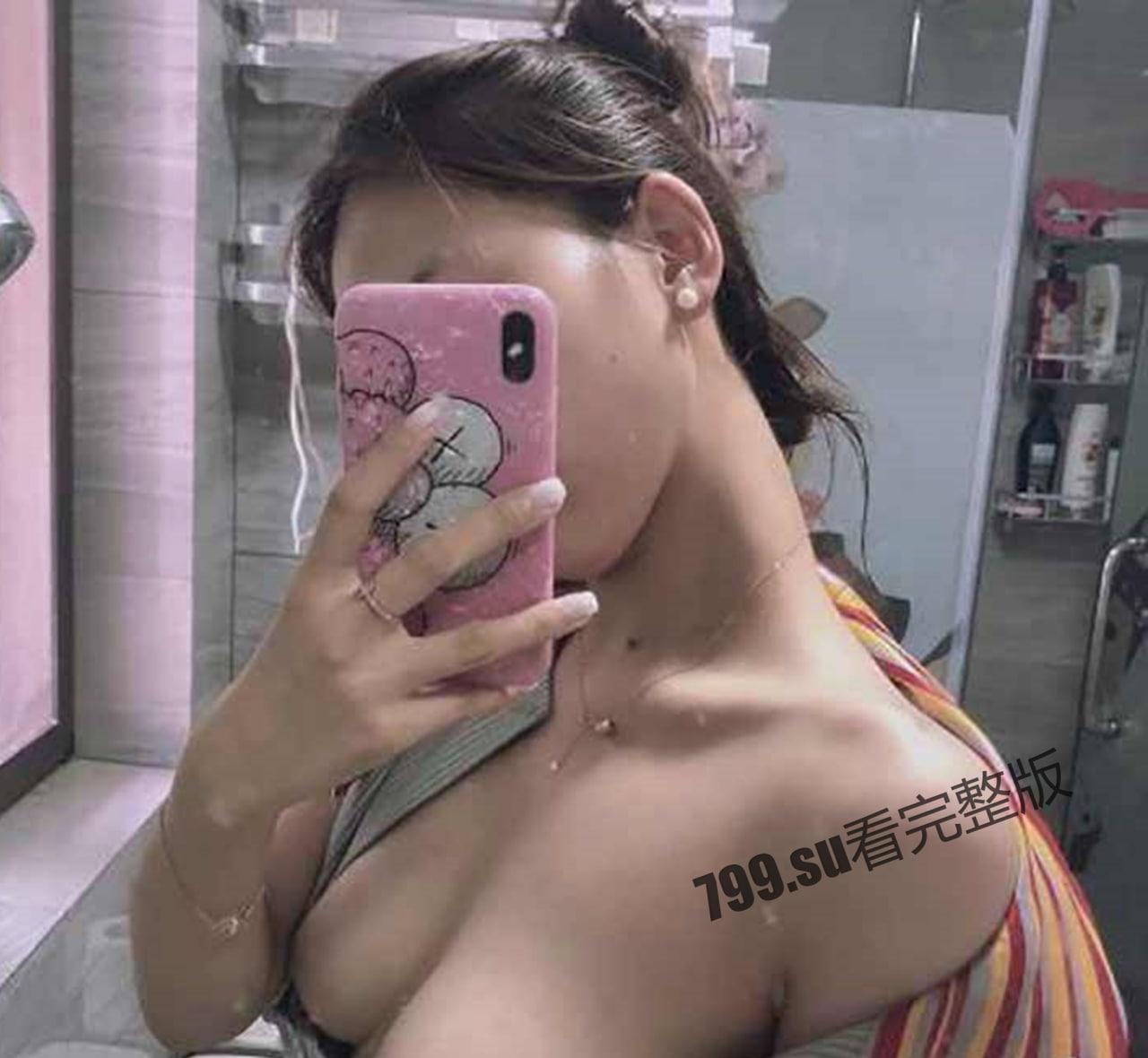 【网曝门事件】超靓东航空姐 韩 X 和男友性爱私拍流出  第10张