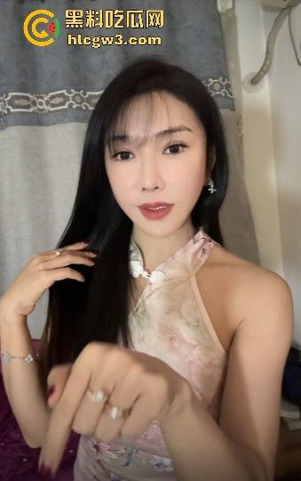 抖音快手400万粉丝网红【龚玥菲】私密裸聊视频外泄！这个骚逼捞金不择手段，露逼挑逗金主花样多  第7张