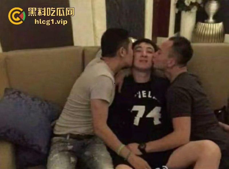 [王思聪]其实是双向恋 其私生子闪闪是来掩盖他的不孕不育！前女友雪梨嗑药被爆光 !  第11张