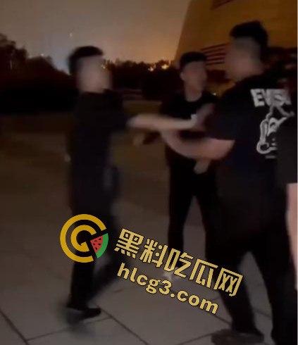 石家庄桥西区精神小伙『陈子豪』诈骗曝光！288元拜师费坑粉丝，暴揍视频真解气！  第7张