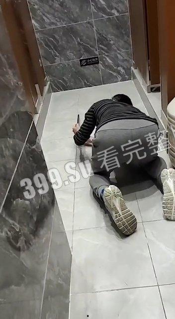 变态 往往拥有一颗大心脏 完全无惧世俗的眼光  第6张