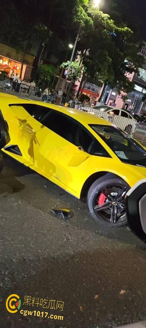 外卖小哥撞大牛,超跑转弯也不让直行,直接罚款500,骑手吃惊:这送一年外卖也没用? 第6张 外卖小哥撞大牛,超跑转弯也不让直行,直接罚款500,骑手吃惊:这送一年外卖也没用? 第6张