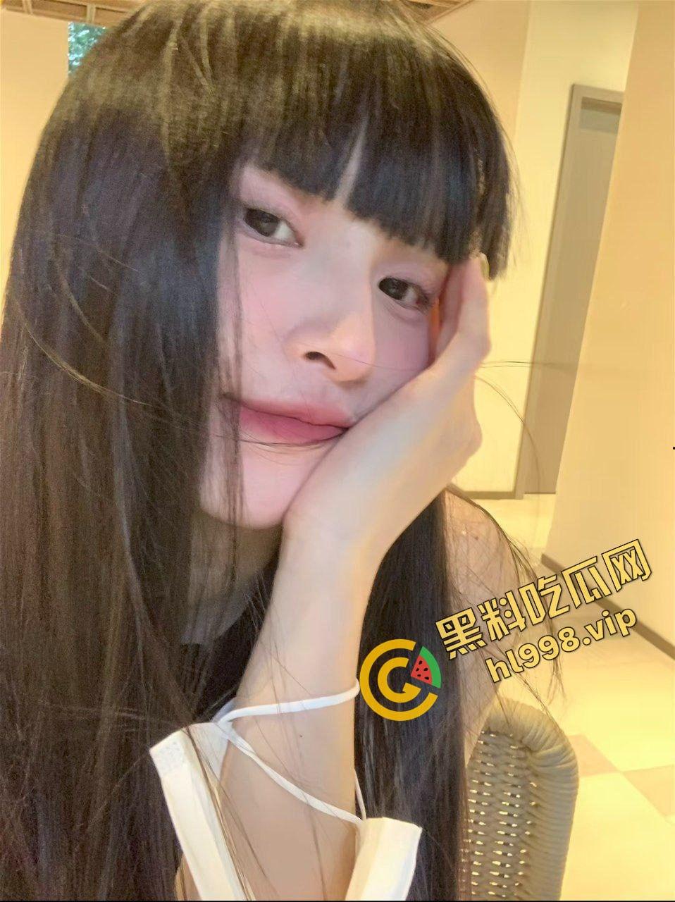 抖音齐刘海骚鸡『neinei』主页女神人设冰清玉洁 实际骚的没边 大哥约操十分得劲 独家曝光！  第3张