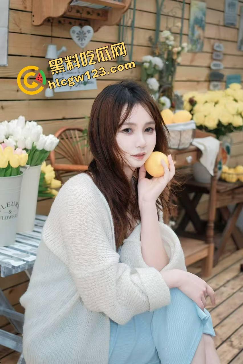 有个漫展女友是种什么体验？想日谁她就能变谁，今天是蕾姆，明天是草莓猫，每次日逼都像换了个人！  第2张