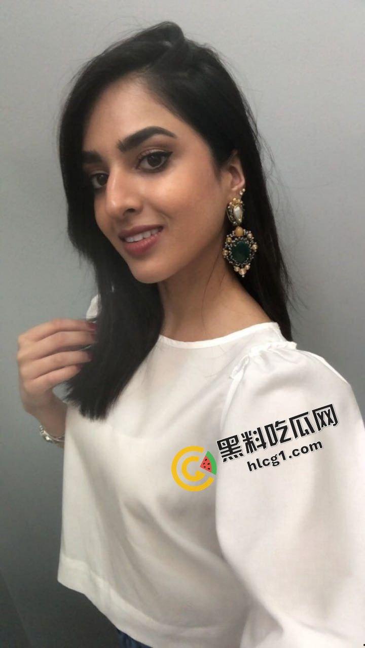 印度顶级极品名媛 富豪千金留学生 爱上大黑屌 成为黑人的肉便器  第3张