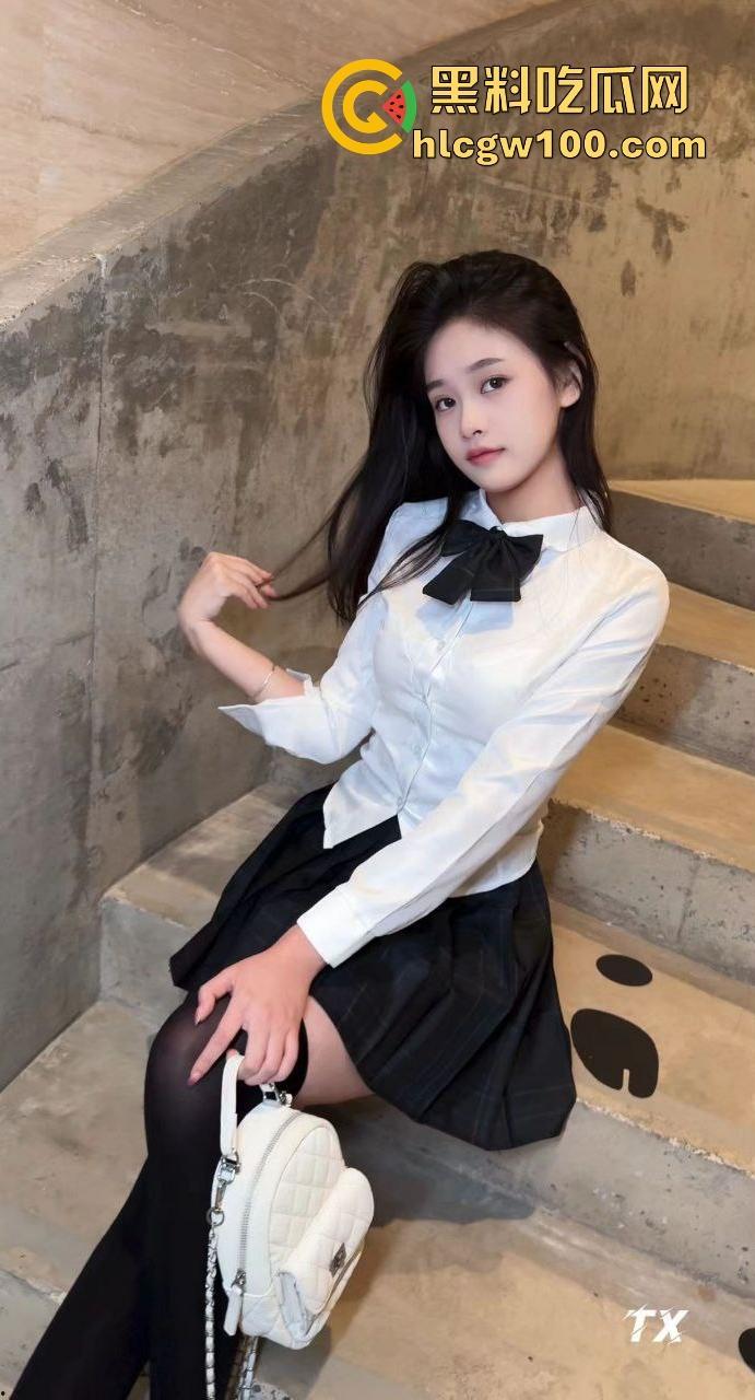 黑丝高跟电击鲍鱼了解一下，少女被调教到淫叫抽搐，带电的鲍鱼咬一口怕是连舌头都麻，你敢吃电击鲍鱼吗？  第5张