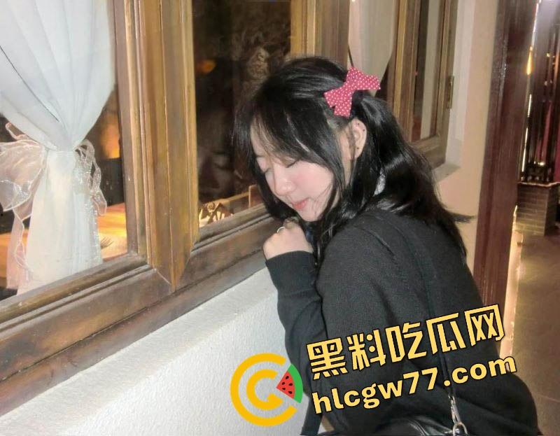 湖南岳麓小母狗『许梦瑶』劈腿卖逼，校服肥臀被后入100块随便操，男友还当舔狗帮拍抖音！  第4张