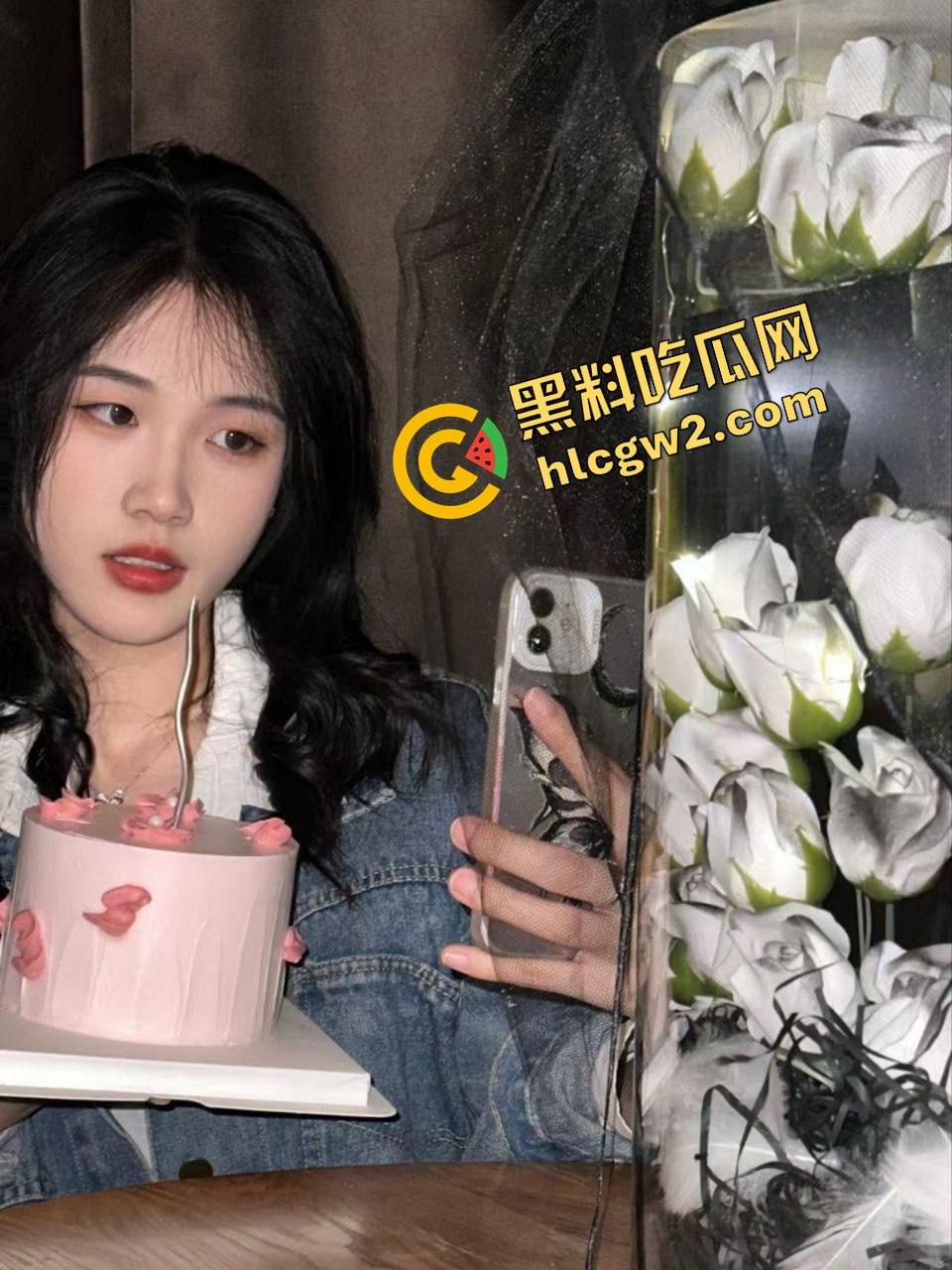 河南女子职业学院反差骚鸡『林思婉』宿舍床帘内全裸自慰 口爆单男爆插骚逼！独家流出！  第5张