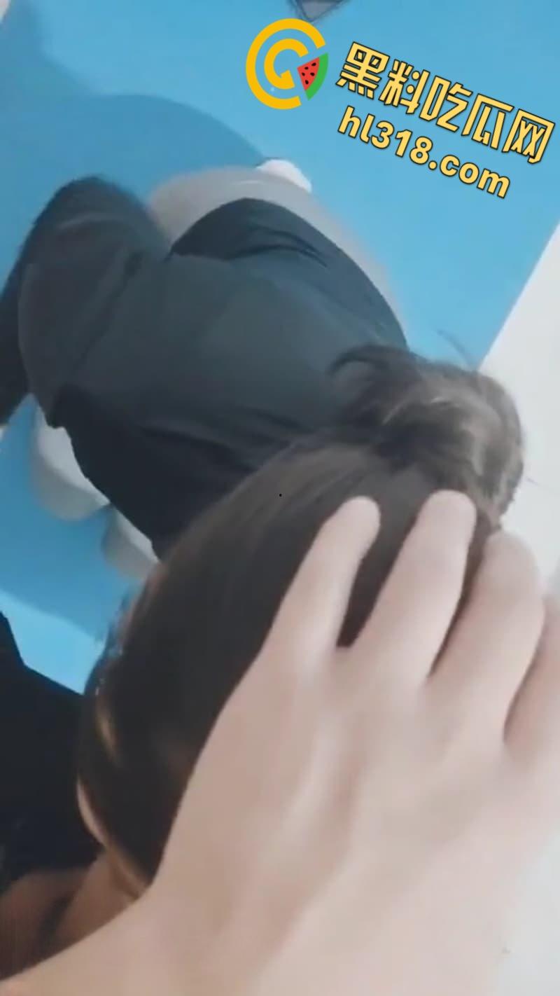 海角乱伦大神,淫乱姐弟开房打电话偷情,敏感姐姐水流成河,无套猛干高潮不断 ! 第5张 海角乱伦大神,淫乱姐弟开房打电话偷情,敏感姐姐水流成河,无套猛干高潮不断 ! 第5张