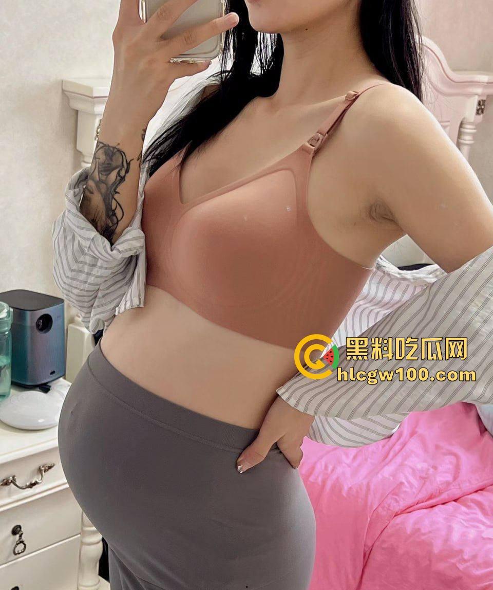 小红书【露露呀】怀孕前骚浪视频流出，镜头前全是骚货操作，老公看了怕是得怀疑人生，这系列小红书永远见不到！  第2张