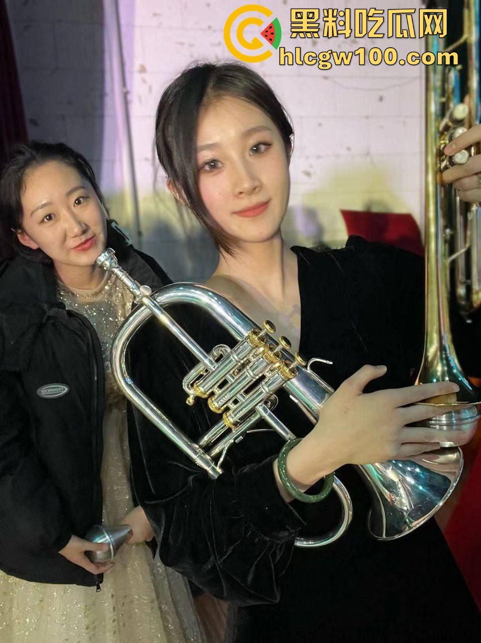 宁夏工商学院音乐生【刘思露】约炮视频曝光，全校出名的骚母狗免费白嫖爽！  第4张