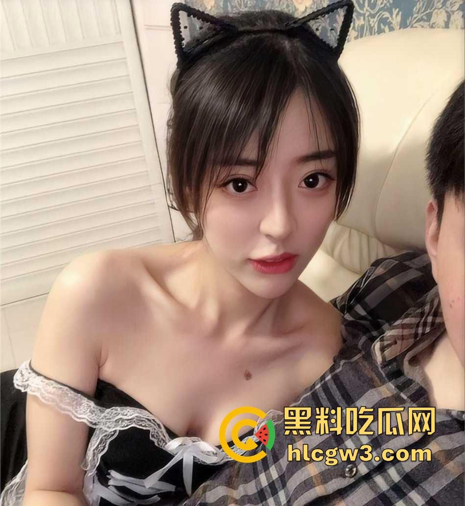 安徽梦飞传媒公司性感女主播 陈兰 婚内多次出轨 被老板狠狠输出秒变领导专属性奴！  第5张