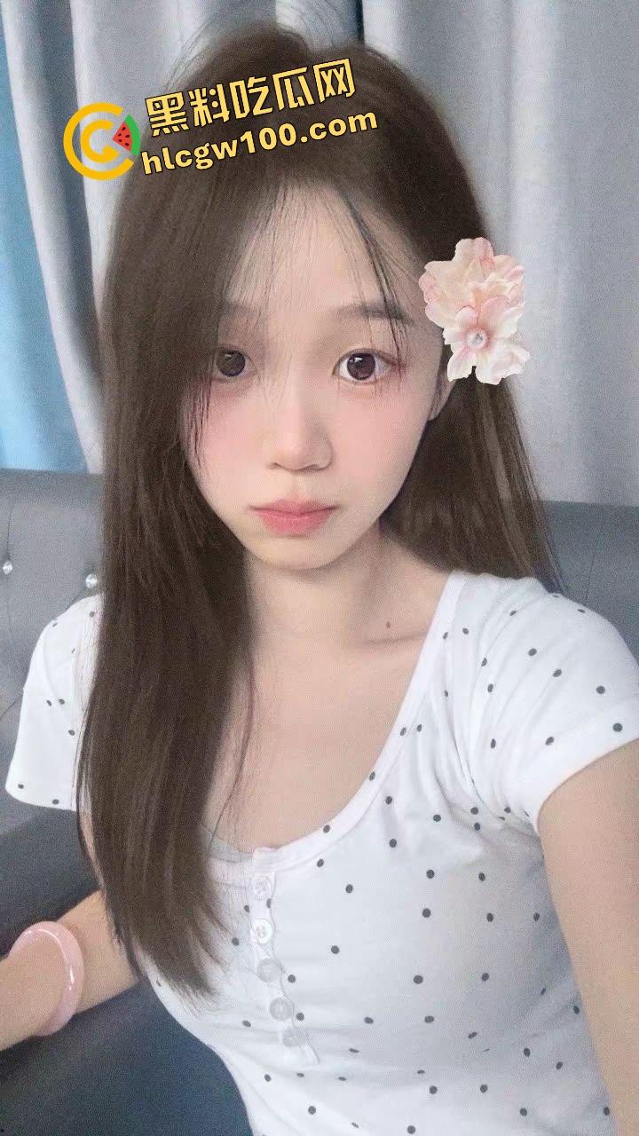 广西职业师范细腰蜜臀反差婊【陈欣欣】粉穴黑森林榨精炮架，白臀情趣后入塞满紧逼！独家曝光流出！  第1张