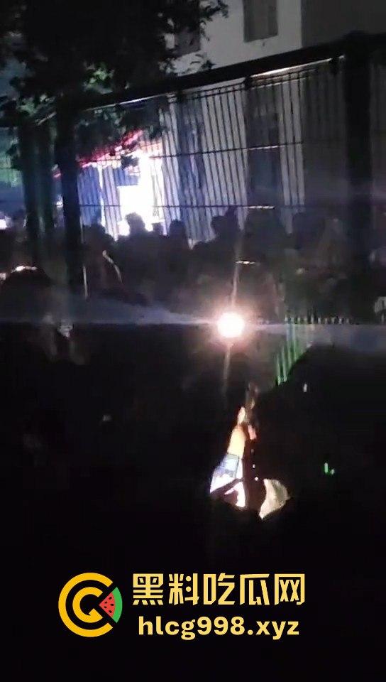 河南郑州黄河科技学院！女主用男友VIP卡狂开房，六年感情养了别人的母狗！  第6张