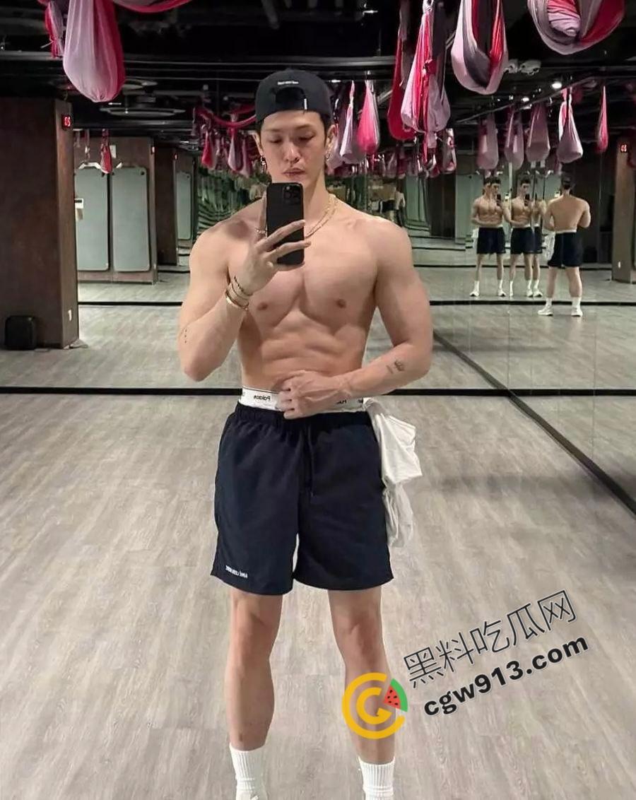 香港顶流巨星邓紫棋情海再掀波澜！现男友魏骏杰出轨女歌手林芊莹，两人偷情视频曝光引发全网热议  第3张