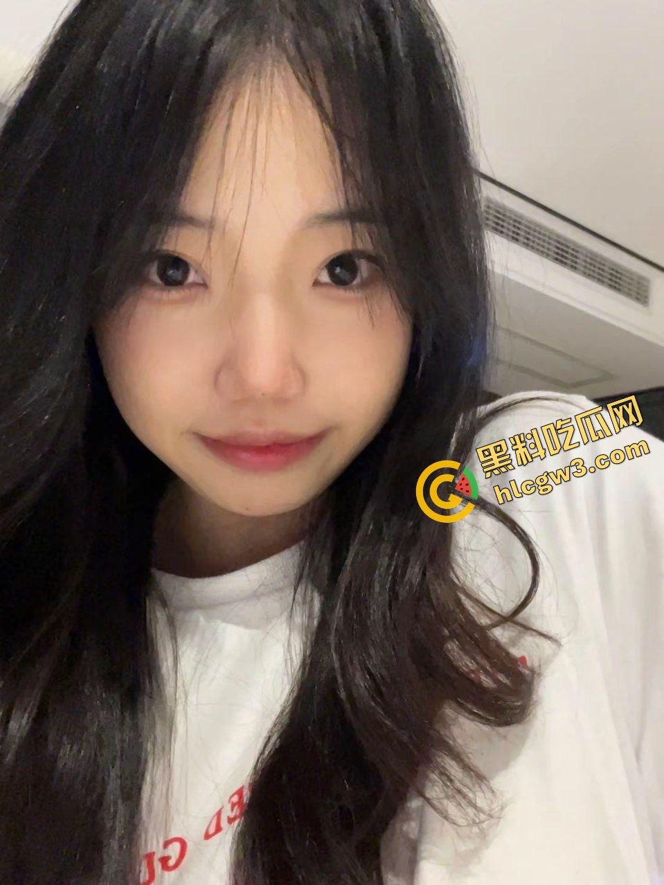 泉州职业技术大学反差婊骚鸡『黄巧玲』毕业投简历给大哥 闭眼吸蛋全裸暴力后入嫩体！独家曝光！  第7张