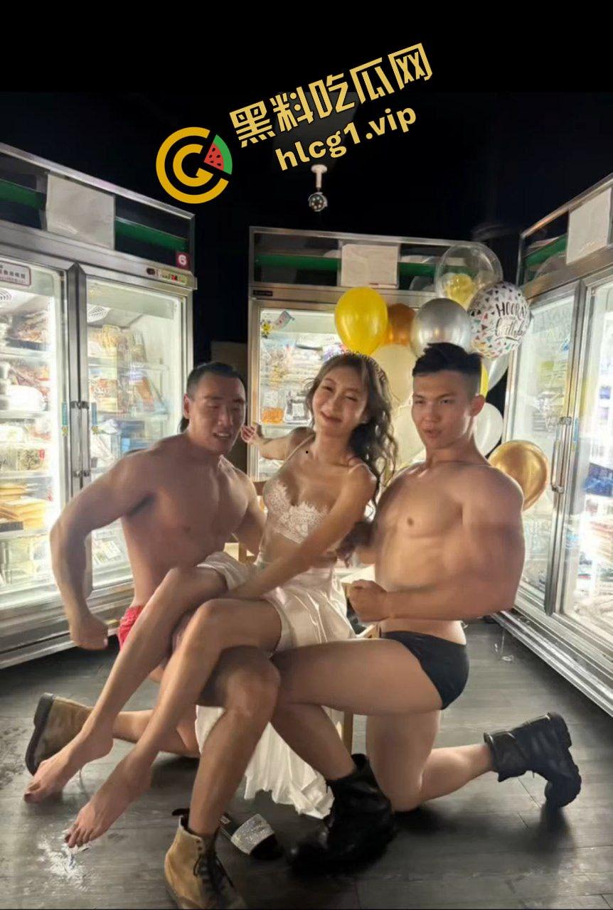 成都同性恋 疯癫男同！偷吃玩弄对方对象 打架后又亲嘴 逆天操作！  第6张