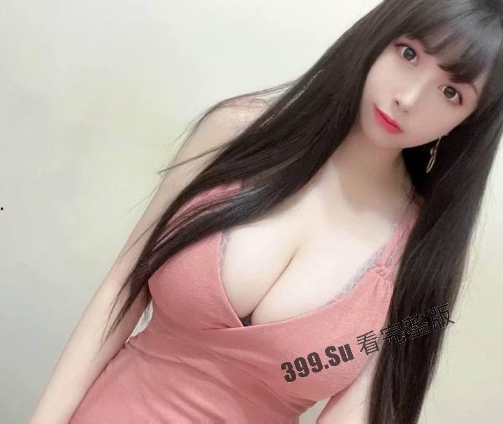 台湾 twitch游戏博主 #涵涵 喜欢自拍的H奶  一对纯天然巨乳闪耀夺目 奶量惊人 海量私拍视照流出 第4张