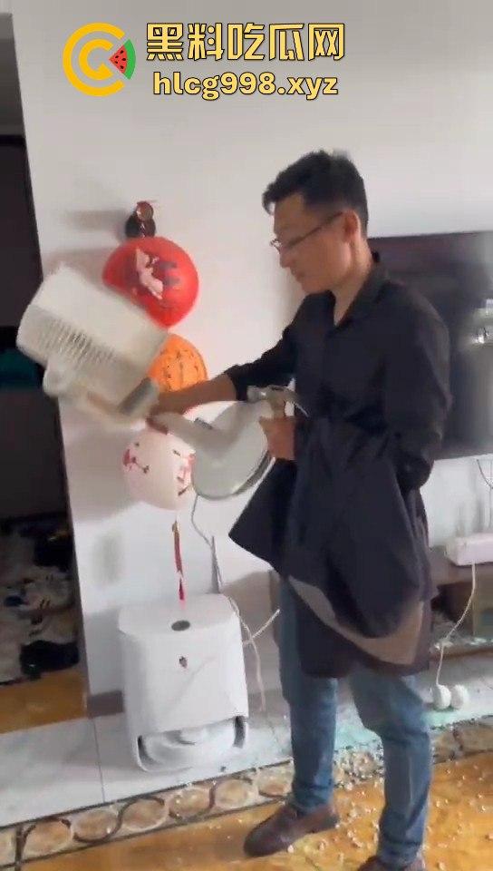 山东济宁家暴男出轨还砸家！吵架上头砸得天翻地覆，自己绿了还狂发脾气！  第6张