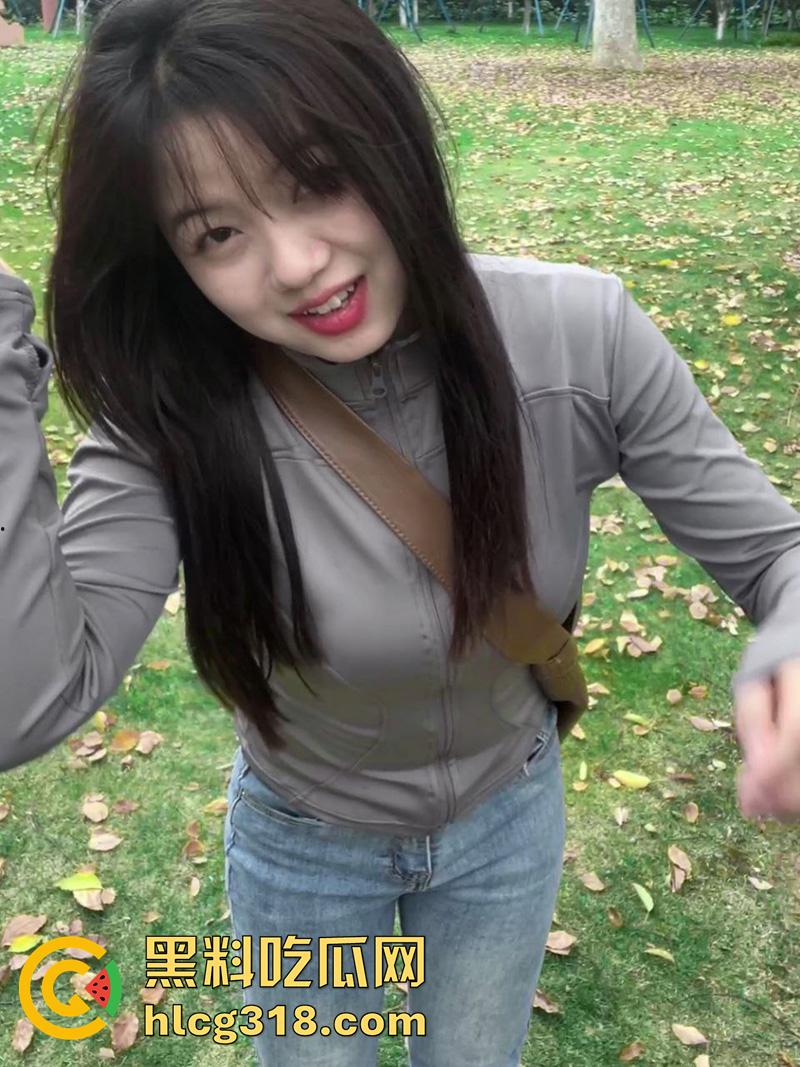 已婚母狗装少女，贵州骚妇【许倩】，颜值清纯肥臀大奶，性瘾极大网上约炮卖淫，被老公发现曝光！  第5张