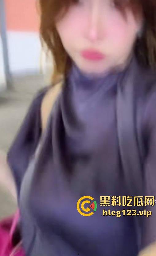 抖音百万粉丝网红烟花iris堕落！成了金钱与性欲的双奴隶，3000块就能操！  第2张