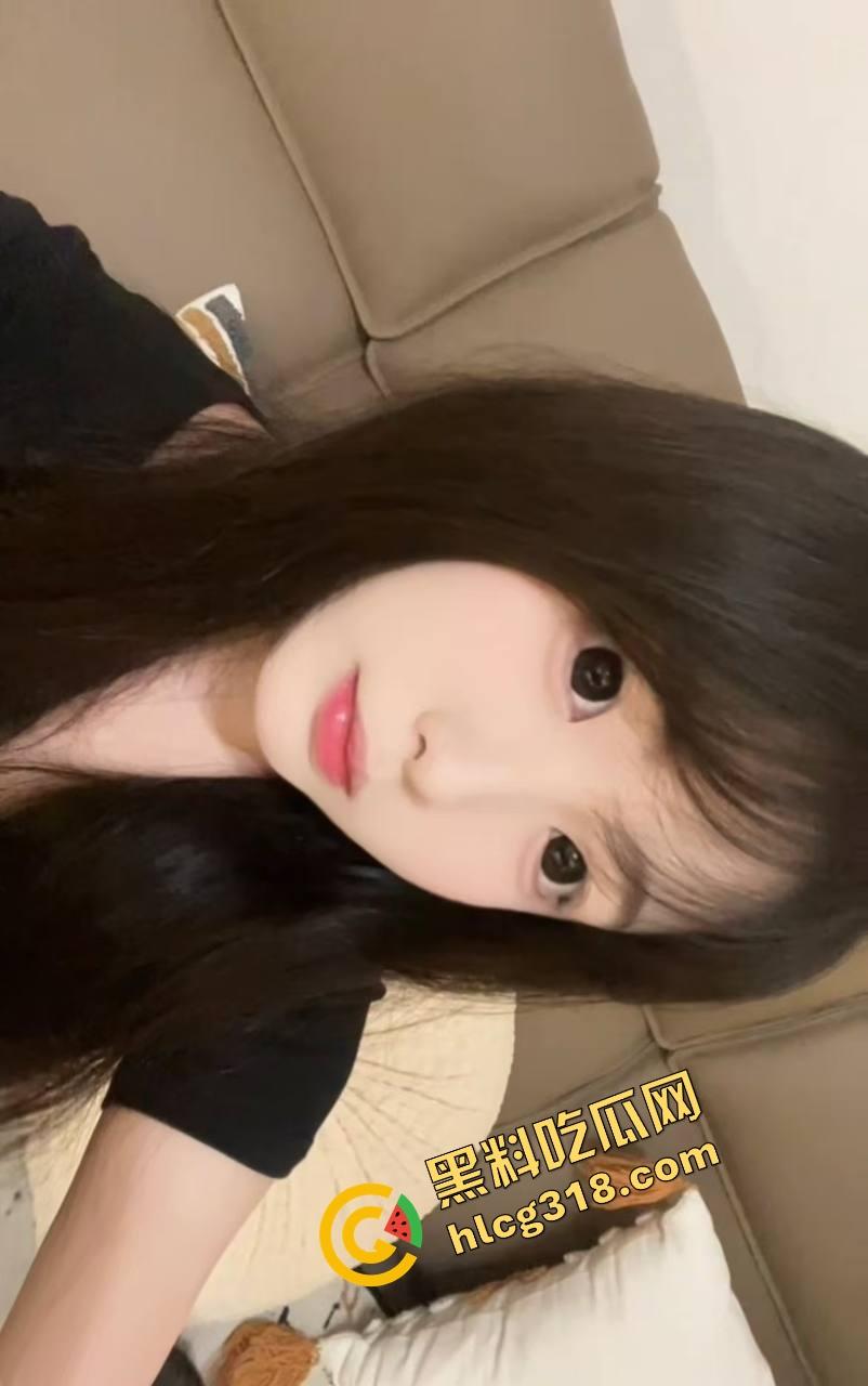 姐妹花双飞终于圆梦,老婆喝多睡死一边,小姨子主动骑上来床上偷偷操,全程肉香淫水横飞! 第2张 姐妹花双飞终于圆梦,老婆喝多睡死一边,小姨子主动骑上来床上偷偷操,全程肉香淫水横飞! 第2张