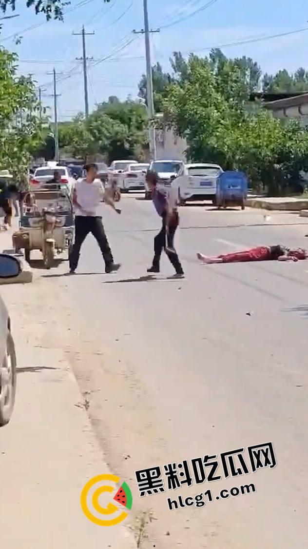 保定曲阳县打架斗殴 打到最后拿刀砍人 三人命丧当场 一地尸体 现场视频流出  第1张