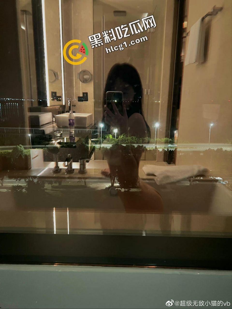 微博身材高挑的反差网红 超级无敌小猫 网上钓鱼 线下和金主爸爸约炮 视频流出  第9张