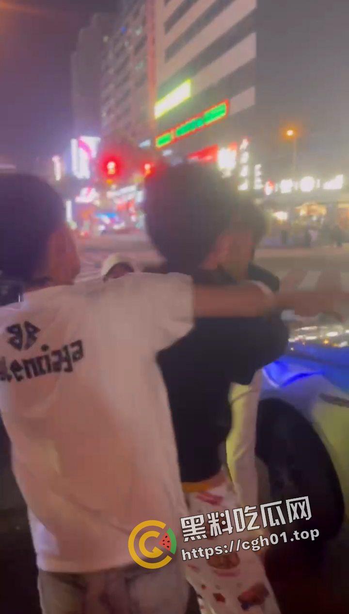 抖音网红【李金帅】街头惹事被暴打 恶人自有恶人磨 这下不嚣张了  第7张