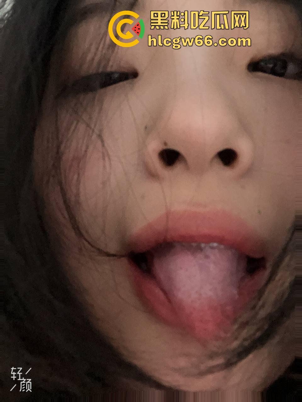 武大学妹『 邵斐』床上骚成狗，颜值一般皮肤很嫩，被无套爆草抓头发猛操爽得跟发情母狗一样！  第7张