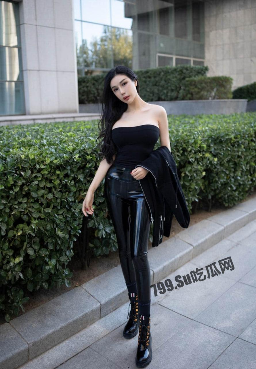 网红 重磅福利私房售价200元大作 秀人网网红 田冰冰 大尺度作品+土豪约啪视频  第1张