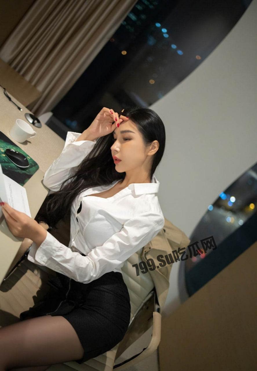 网红 重磅福利私房售价200元大作 秀人网网红 田冰冰 大尺度作品+土豪约啪视频  第5张