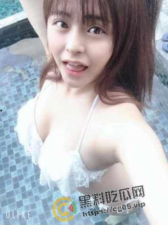 台湾松木科技员工【何雅婷】勾引上司 被男友爆出私密视频 童颜巨乳台妹 叫床都是嗲嗲的  第4张