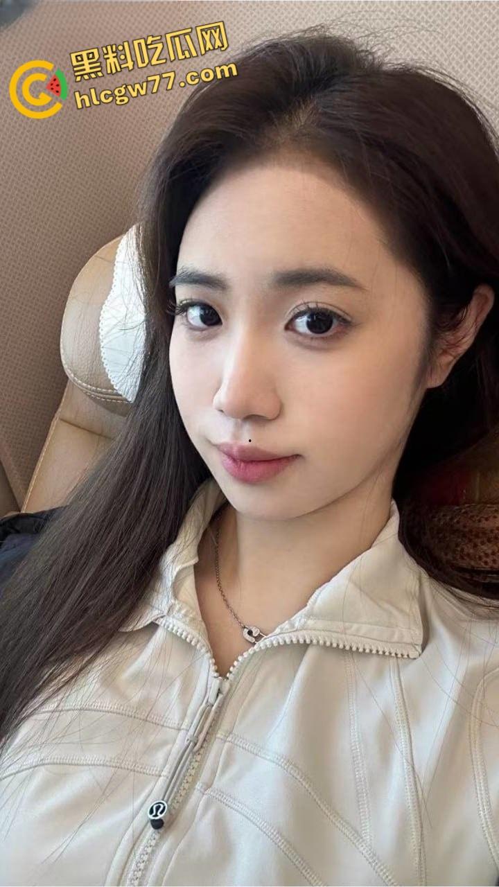 吉林大学舞蹈生【刘雪】修长身材和优雅气质，被男朋友调教成淫荡母狗 ！  第1张