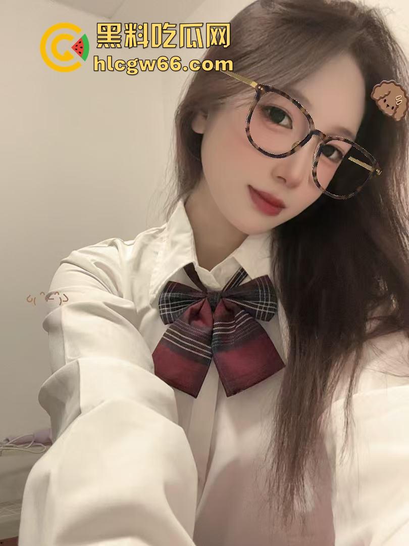 群友分享约了个考研学霸大学生，嫩得掐出水，写完作业才让日，酒店开房都不忘冲刺一战！  第1张