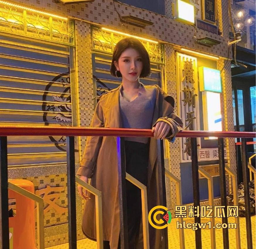 300万粉丝大网红【小喵大宝】全裸自慰视频外泄！本是大哥独享福利，结果全网疯传！  第3张