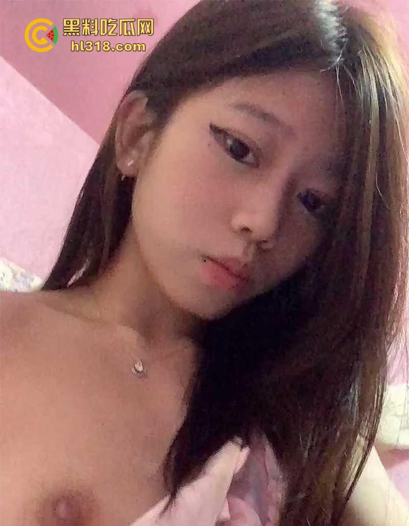 极品萝莉【洛丽塔欢欢】收费福利曝光，清纯大眼妹变身小淫娃，全裸露脸撅翘臀秀骚穴骚到爆！  第9张