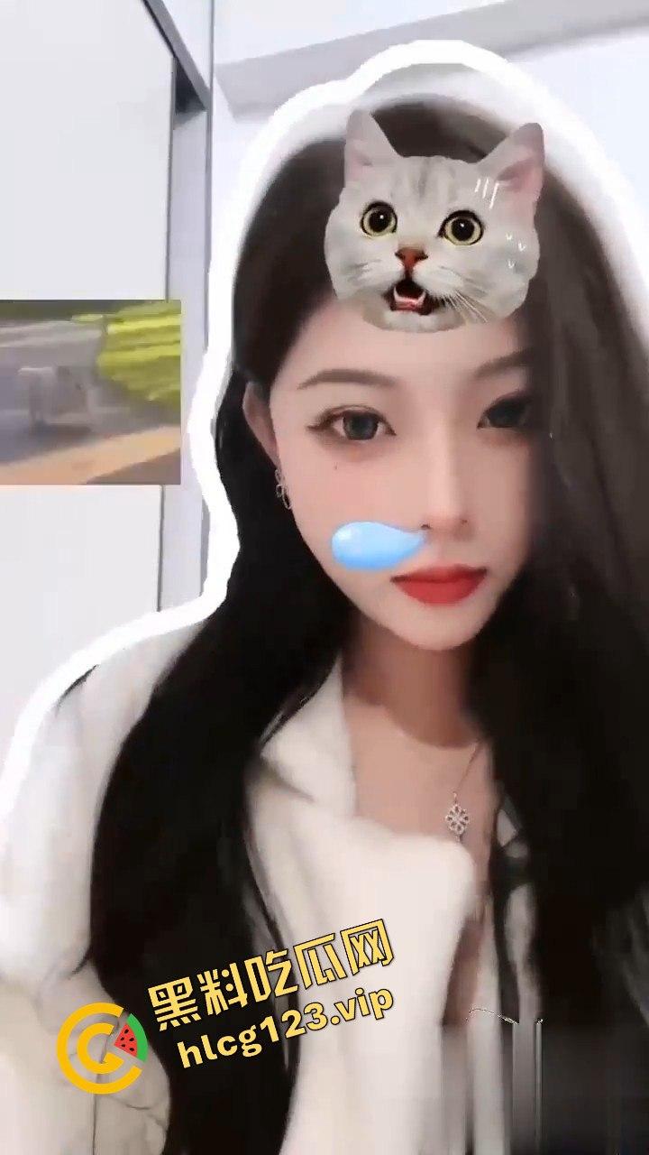 济南MIX酒吧风骚营销【露露】偷情视频爆出！御姐范儿加少妇风情，现场火爆啪啪让人看直了眼！  第2张