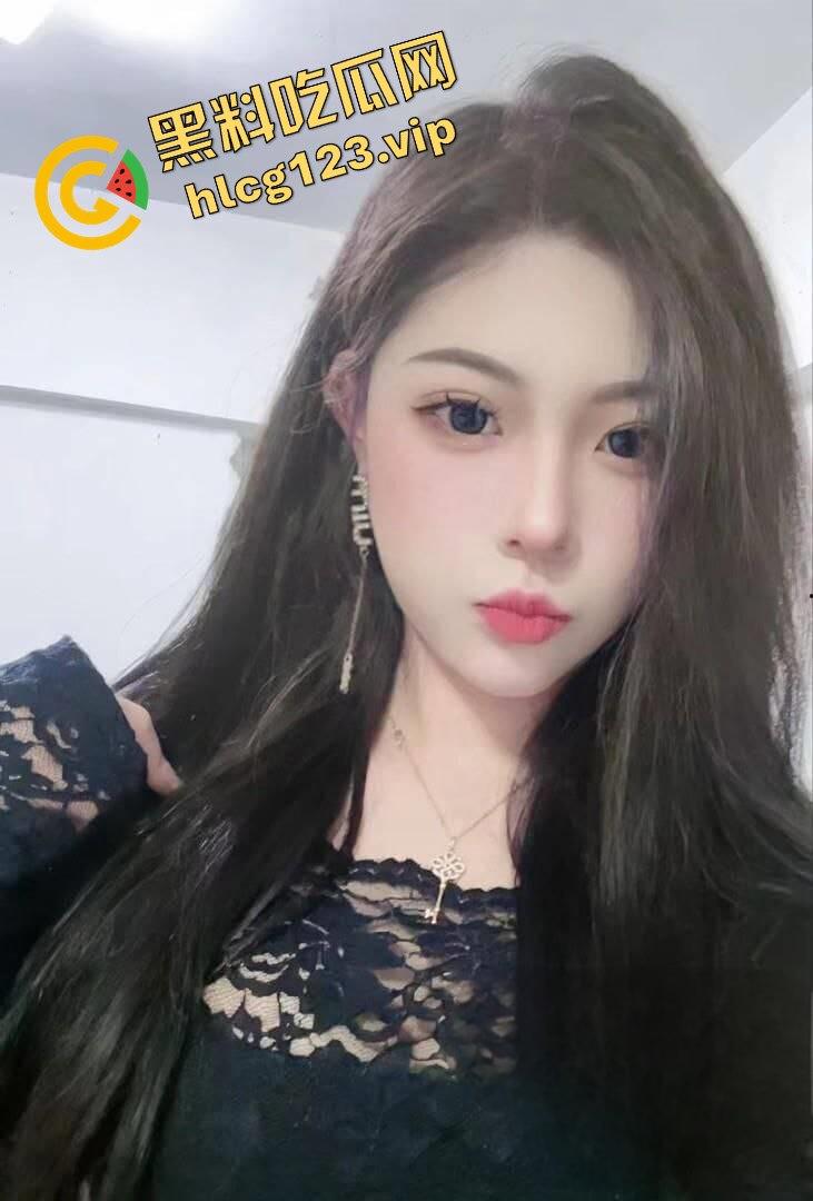 济南MIX酒吧风骚营销【露露】偷情视频爆出！御姐范儿加少妇风情，现场火爆啪啪让人看直了眼！  第3张