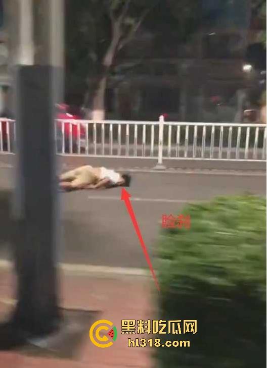 专业鬼火车手为我们评测那种刹车方式最好，臀刹手刹脸刹三种不同的方式，苦练绝技，一般人请勿模仿！  第7张