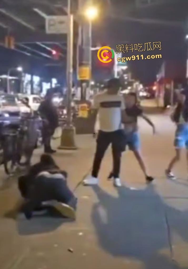 纽约皇后区醉酒禽兽，性骚扰16岁少女遭反抗，然后开车撞少女当场血肉模糊惨死，母亲腿断入院！  第3张