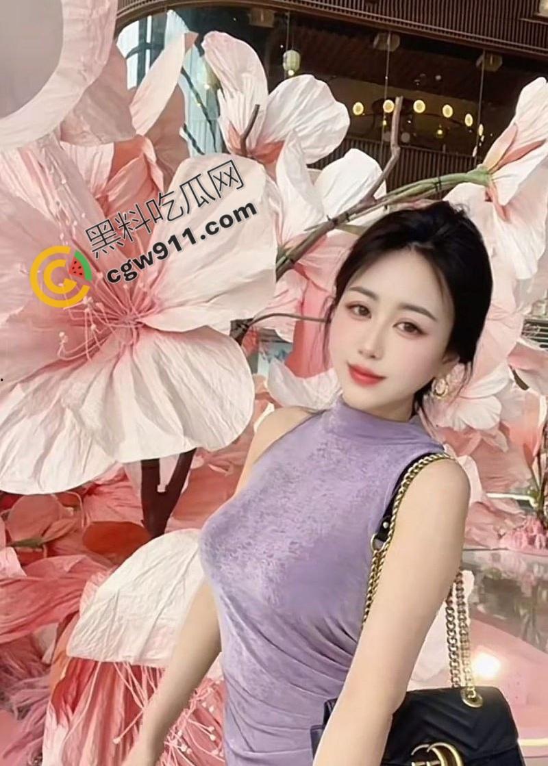 郑州淫荡人妻萧瑶背着老公出轨约炮！翘臀丰乳，嫩穴紧致，极品人妻，激起你的无限性幻想  第1张