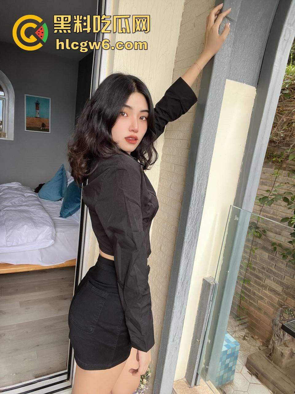 宁夏【夏梦雪】掰开嫩穴等你来，想插进去射怀你们的结晶？别做梦了 没几百万别谈生孩子，想操她花3千就够！  第1张