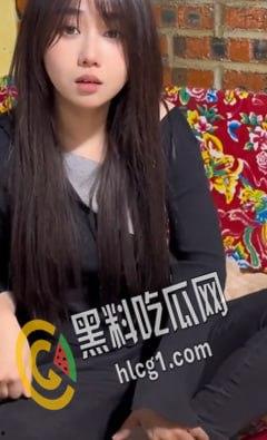 抖音爆大瓜！抖音千万粉丝网红 董赤赤 穿着白丝袜 露脸露点啪啪 果然微胖身材才是最好的炮架！  第2张