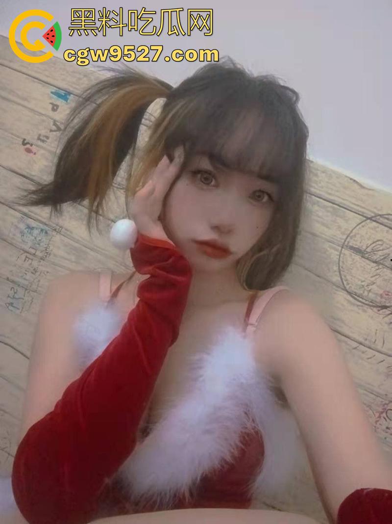 曝光舟山师范校妓【希希】，在外当狗背叛男友，经常宿舍视频自慰勾引网友，被发现后在学校曝光！  第3张