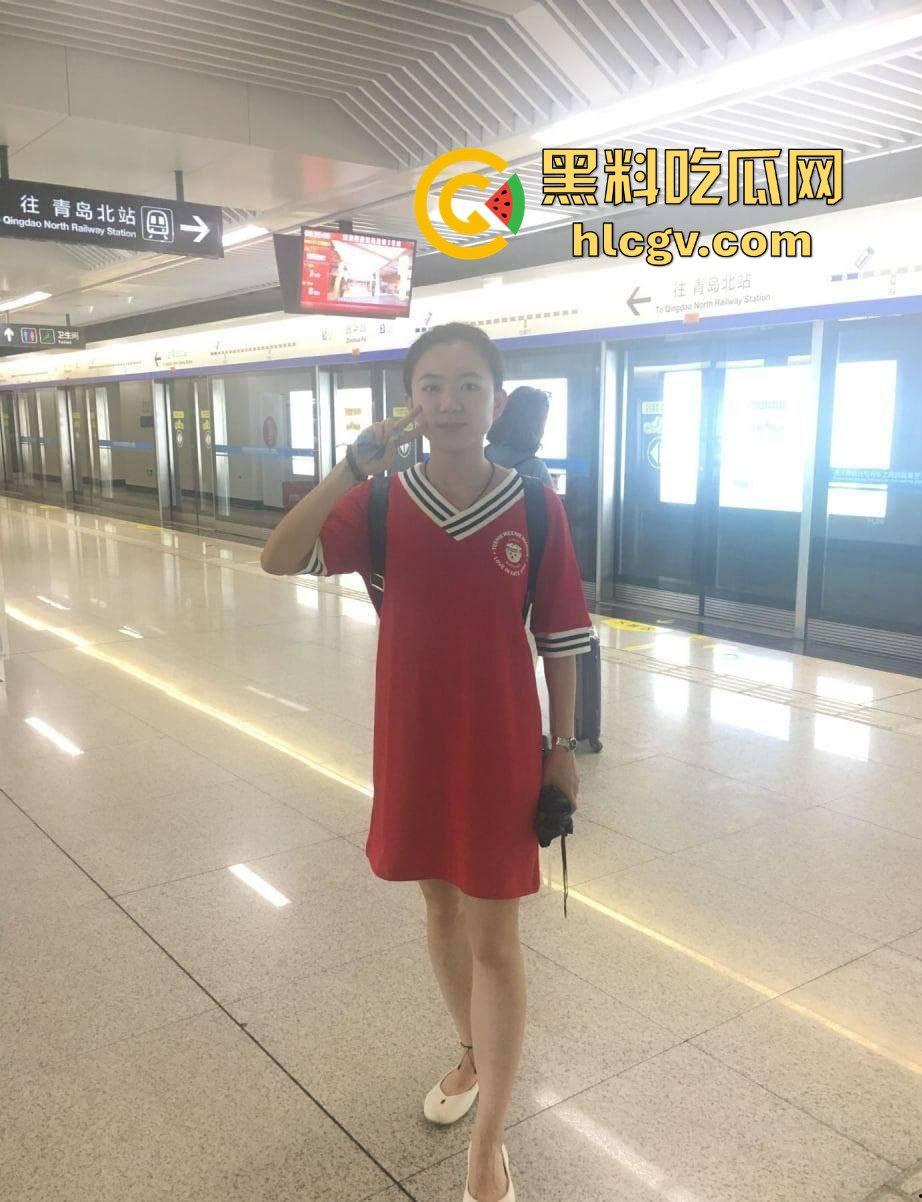 烟台大学毕业生【张岚】清纯外表下的狂野！毕业季拍照私密视频外泄，被男友爆出高潮全过程！  第2张